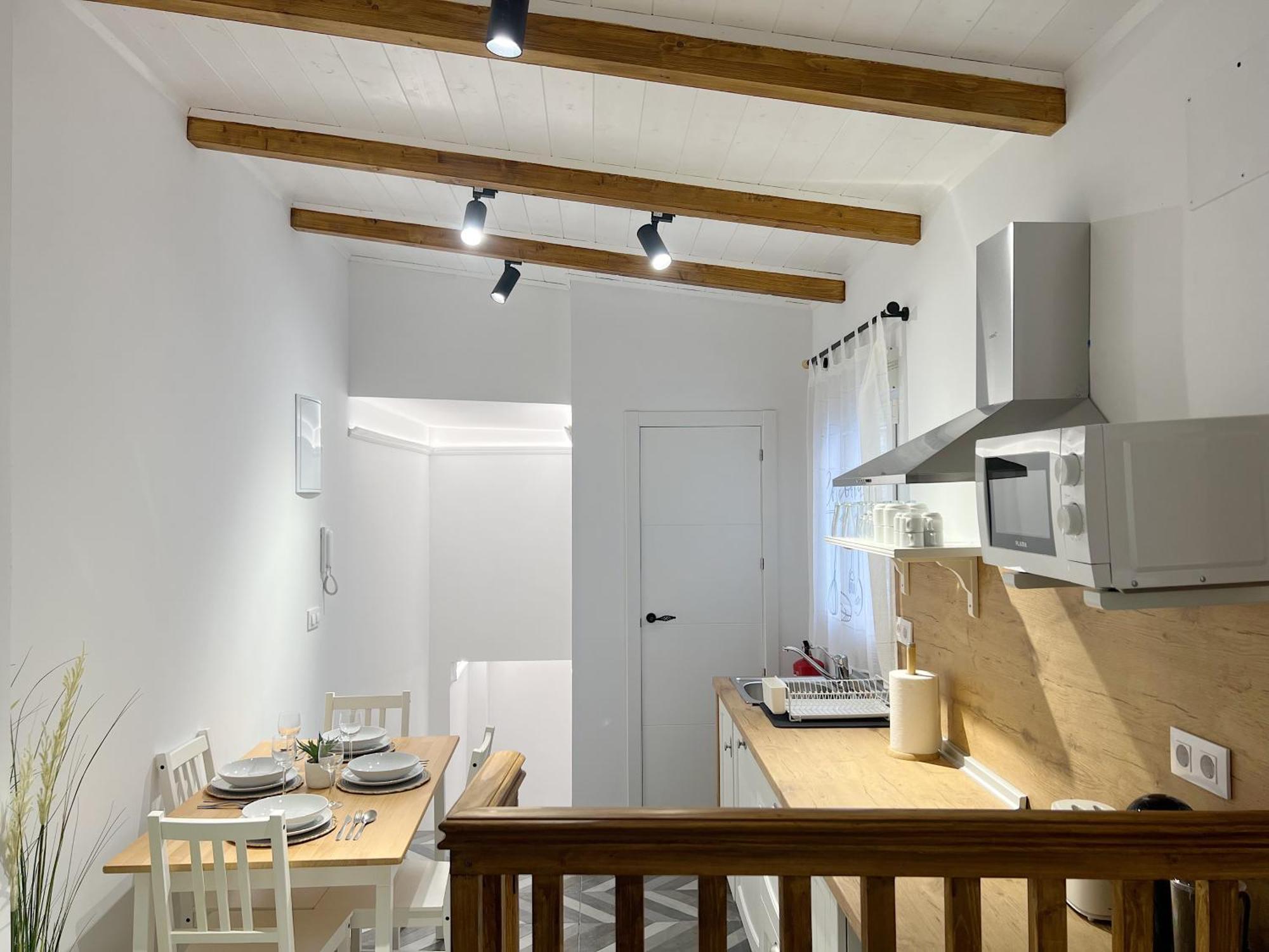 Encantador Apartamento Vigas De Madera Valence Extérieur photo